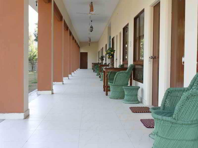 Kadamb Kunj Resort Баратпур Екстериор снимка