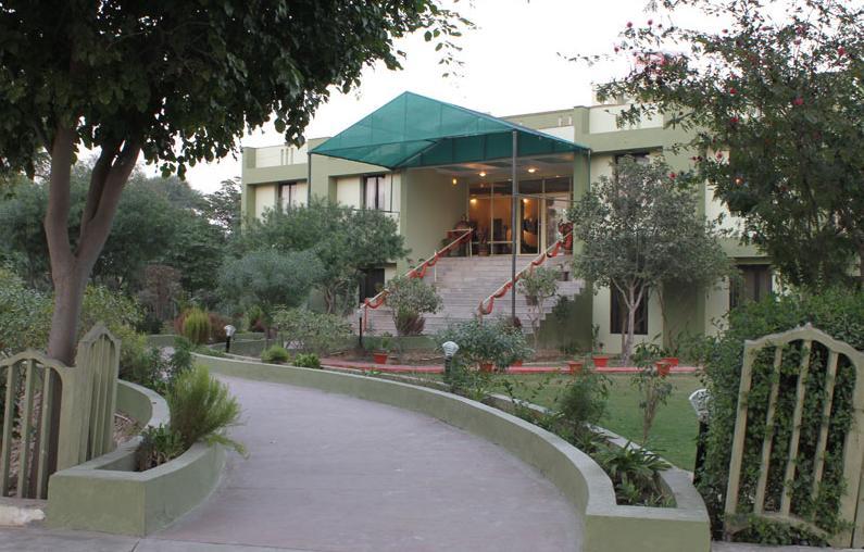Kadamb Kunj Resort Баратпур Екстериор снимка